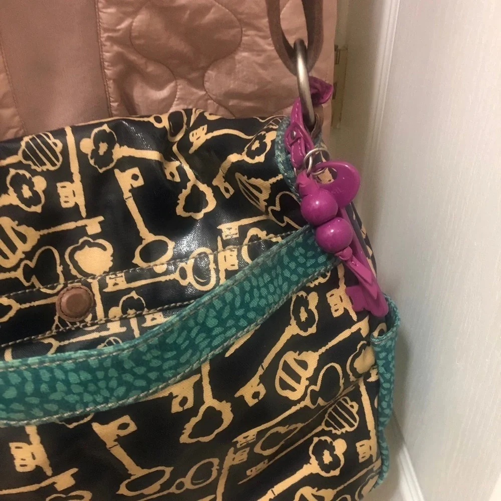 Fossil Adorable bag for school,office anywhere go
